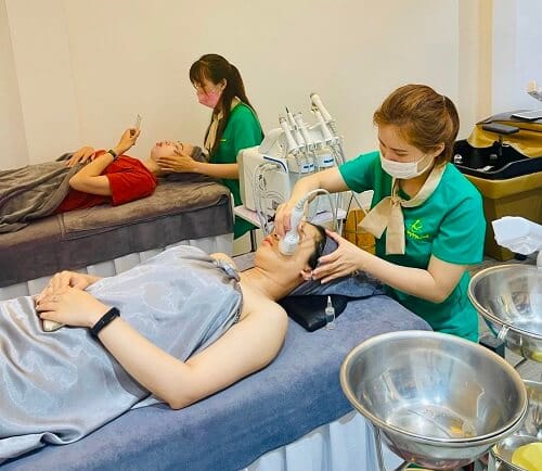 Khoá học đào tạo kỹ thuật viên spa chuyên nghiệp tại tại Thẩm Mỹ Mộc Linh Hải Phòng